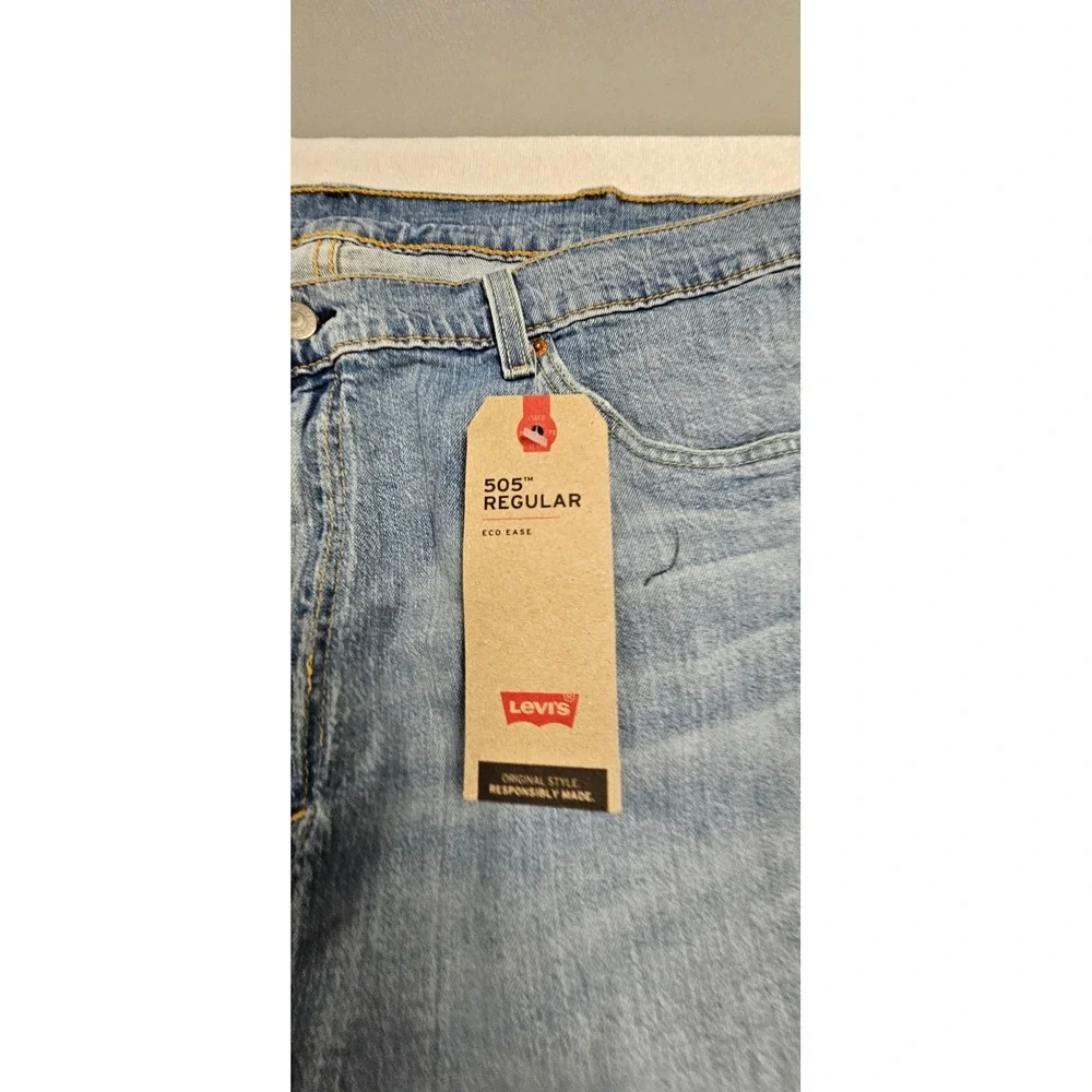 Levis 505 Regular Fit Stretch Jeans Mens 42x30 Light Wash Blue Straight Leg NWT